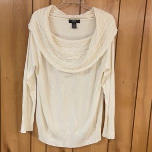 Cable knit collar sweater